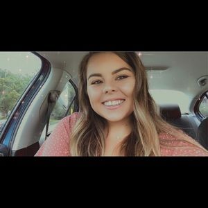 Meet your Posher, Jackie